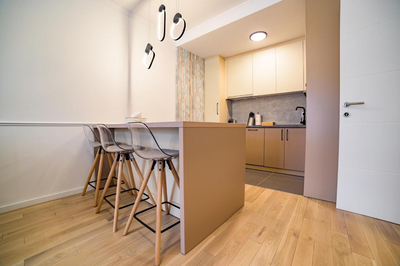 Apartman Epilux Tuzla Exterior foto