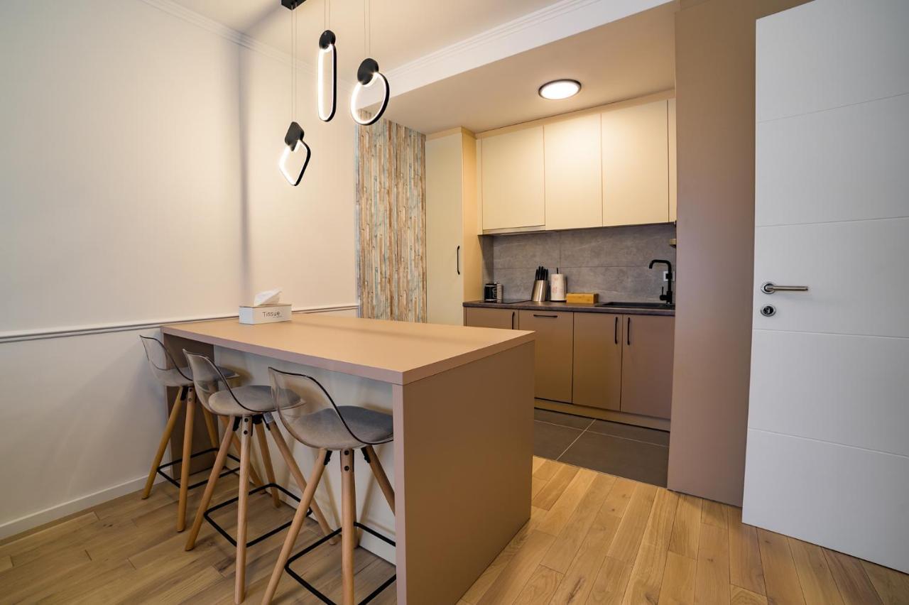 Apartman Epilux Tuzla Exterior foto