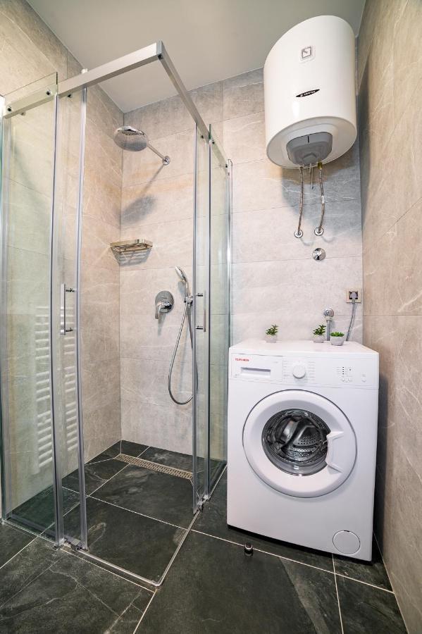 Apartman Epilux Tuzla Exterior foto